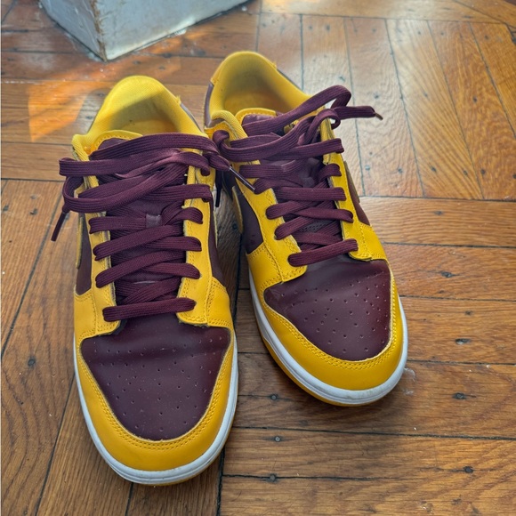 Nike dunks - Picture 2 of 5